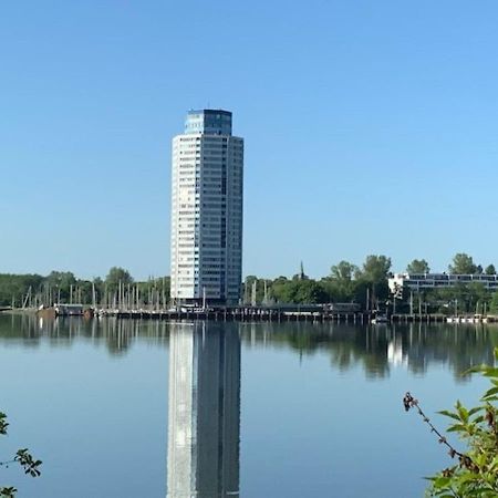 Ferienwohnung Im Wikingturm Schleswig Exterior foto